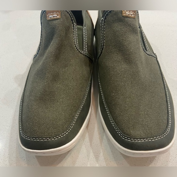NWOT! Men’s Steve Madden Foleeo Army Green Canvas Loafers. Size 9 - Picture 10 of 10